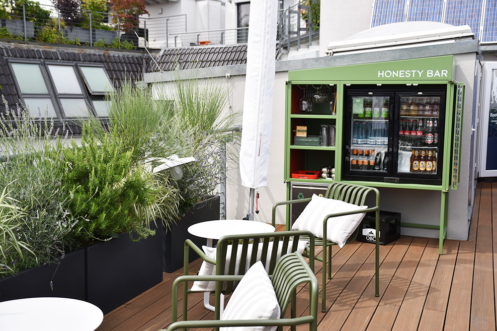 The Circus Hotel Berlin Honesty Bar Rooftop Terrace Reiseblog Travel Sisi