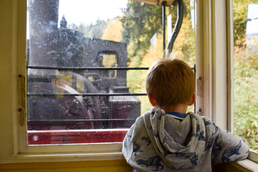 Herbstferien Achensee Tirol Österreich mit Kindern Fahrt mit der Dampfzahnradbahn