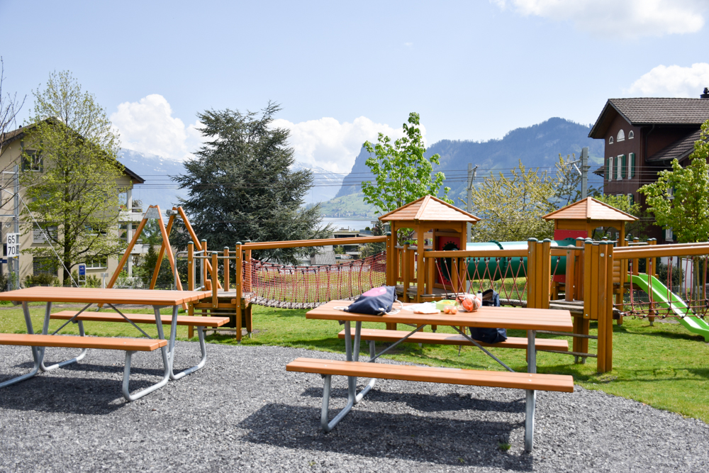 Interlaken Berner Oberland Schweiz mit Kind Spielplatz Hergiswil Vierwaldstättersee