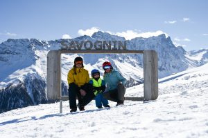 Unvergessliche Winteraktivitäten für die ganze Familie im Val Surses um Savognin und Bivio in Graubünden