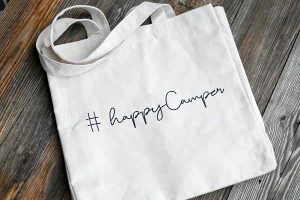Camper Tasche mit schwarzem Aufdruck #happyCamper