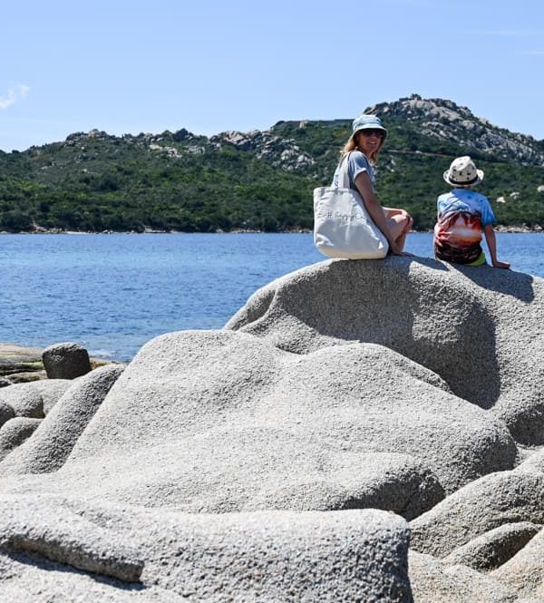 Sardinien ist ein wunderschönes Camping Reiseziel für Familien mit Kindern