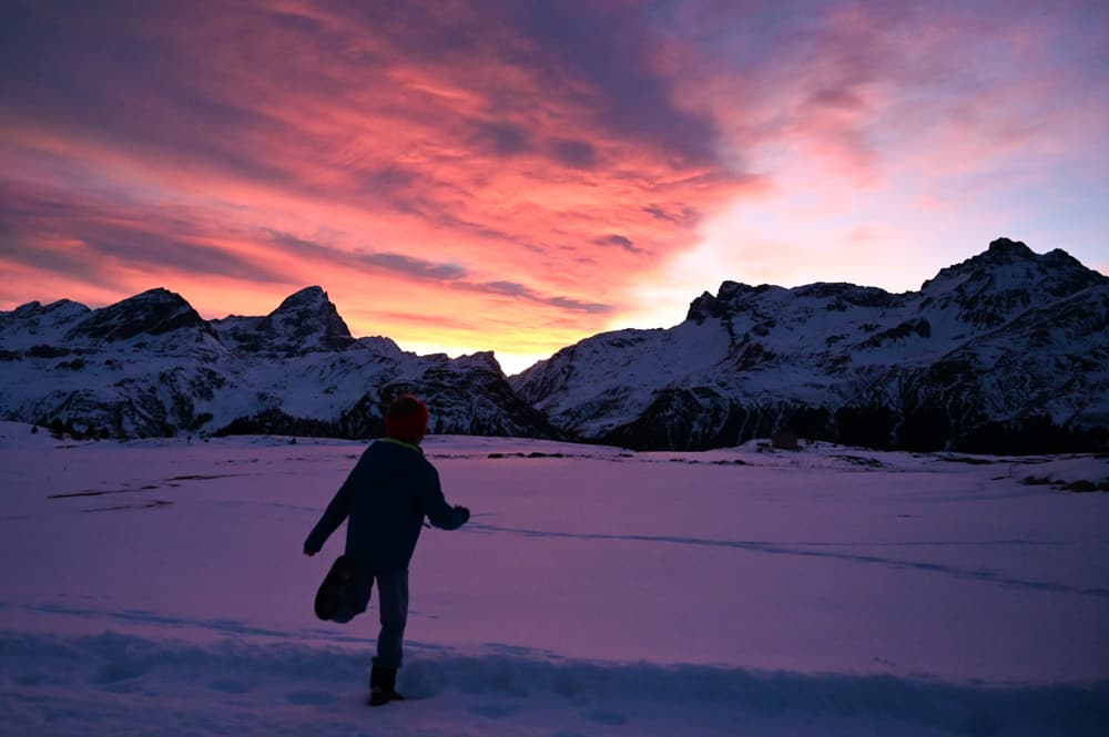 Grandioser Sonnenuntergang beim Aufenthalt auf der Alp Flix von Travel Sisi Esther Mattle