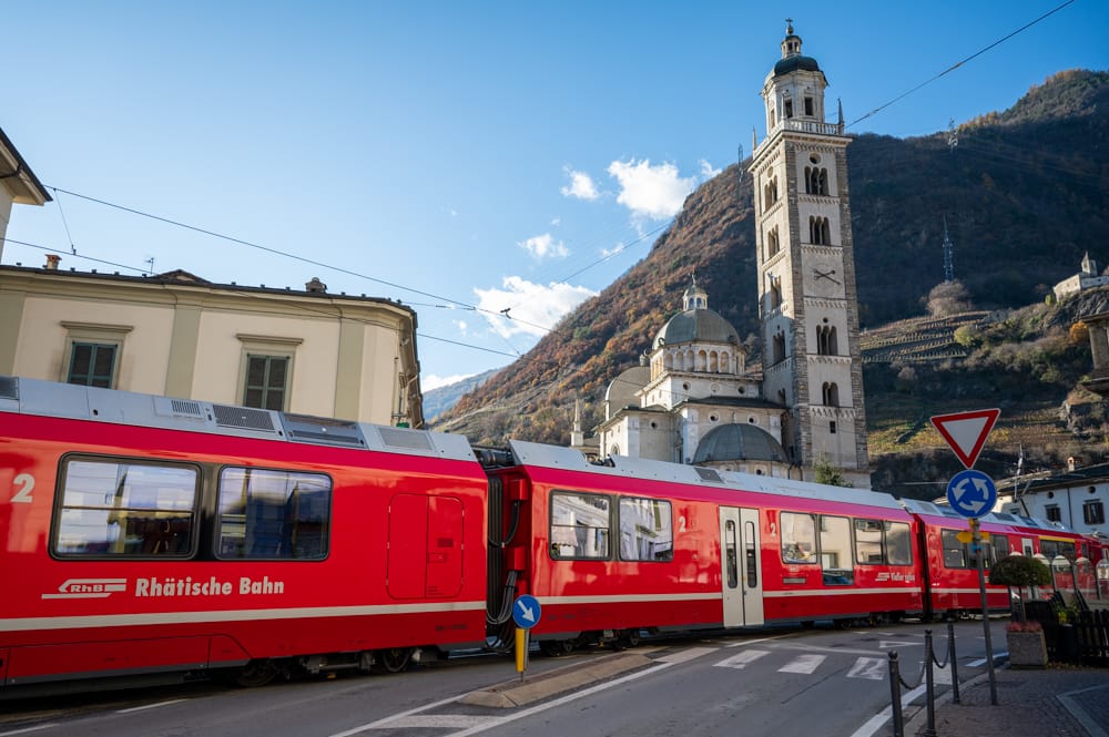 Zugreise Chur Tirano Rhätische Bahn mit Kindern